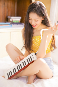 逐月之月番外8年后